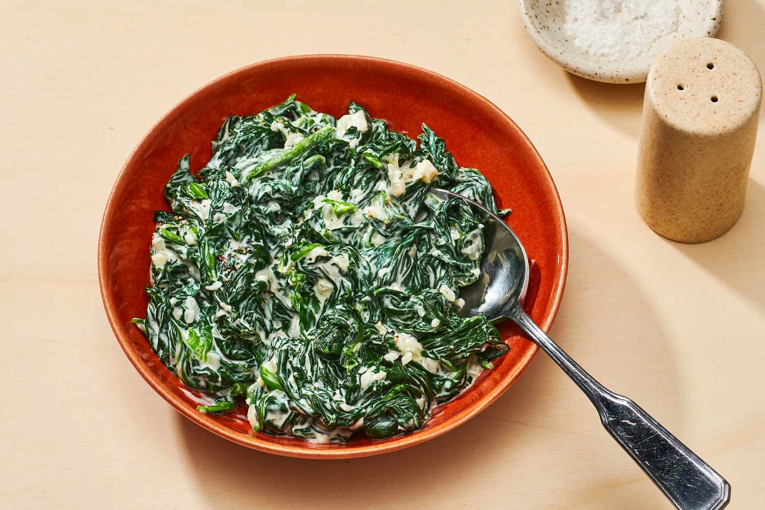 How to Make Easy Creamed Spinach: Rich, Creamy & Delicious